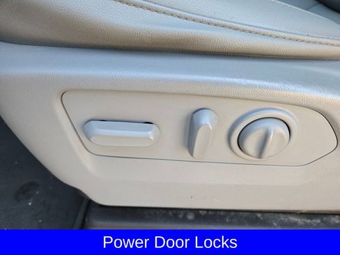 Used 2021 GMC Sierra 1500 SLT image 26