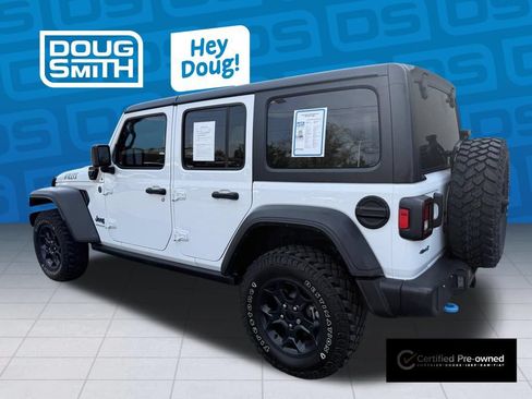 Used 2023 Jeep Wrangler Unlimited w/ Cold Weather Group AWD/4WD image 3