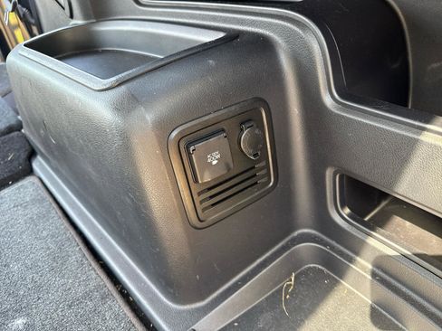 Used 2013 Toyota 4Runner Limited AWD/4WD image 8