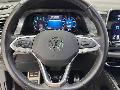 Used 2025 Volkswagen Atlas Cross Sport SEL R-Line AWD/4WD image 17