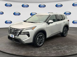 Used 2025 Nissan Rogue SV FWD video 1