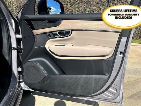 New 2026 Volvo XC90 B6 Ultra w/ Protection Package Premier image 13