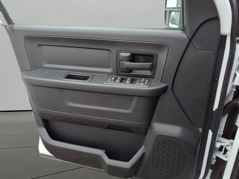 New 2026 RAM 2500 Tradesman AWD/4WD image 9