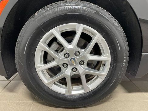 Used 2023 Chevrolet Equinox LT AWD/4WD image 7