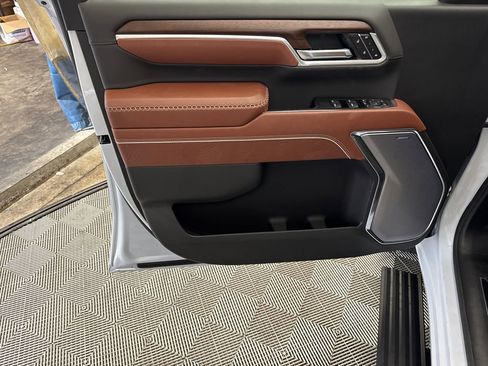 New 2026 GMC Sierra 2500 Denali Ultimate image 10