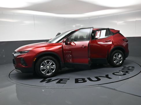 Used 2020 Chevrolet Blazer LT FWD image 12