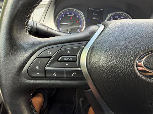 Used 2017 INFINITI Q60 3.0t w/ Premium Plus Package 3.0T image 33