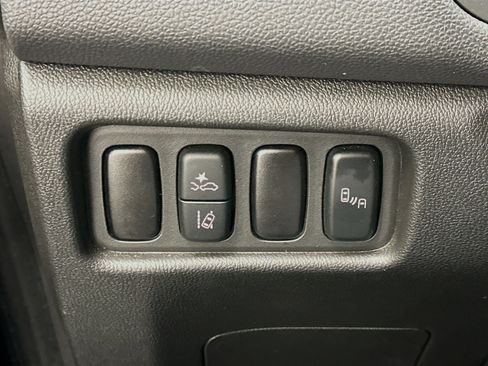 Used 2025 Mitsubishi Outlander Sport SE image 17