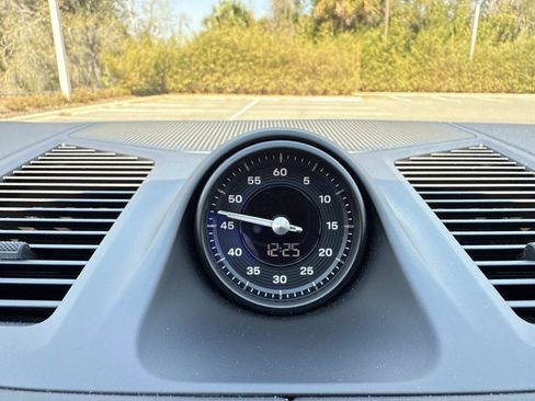 Used 2024 Porsche Cayenne S image 30