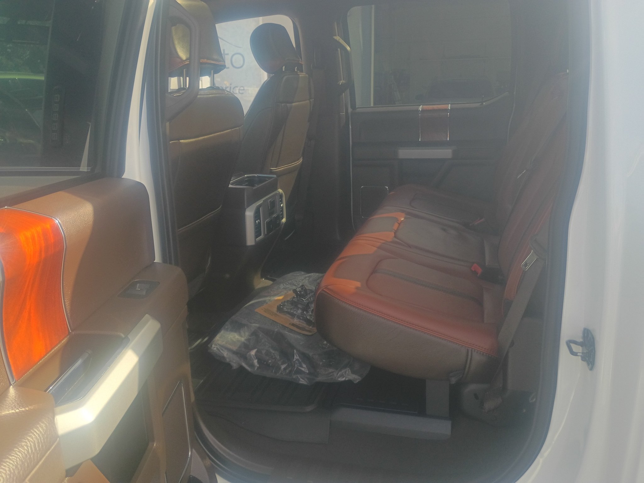Used 2022 Ford F450 King Ranch w/ King Ranch Ultimate Package AWD/4WD image 12