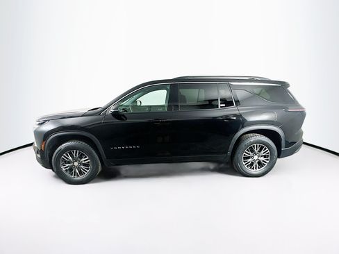 Used 2025 Chevrolet Traverse LT AWD/4WD image 4