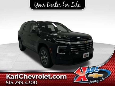 New 2026 Chevrolet Traverse LT w/ Driver Confidence Package AWD/4WD image 1