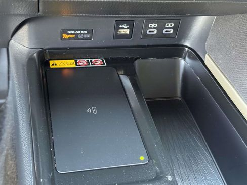 Used 2025 Toyota Camry LE FWD image 8