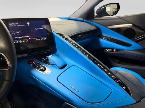 Used 2023 Chevrolet Corvette Stingray Premium Cpe w/ Stealth Interior Trim Package RWD image 29