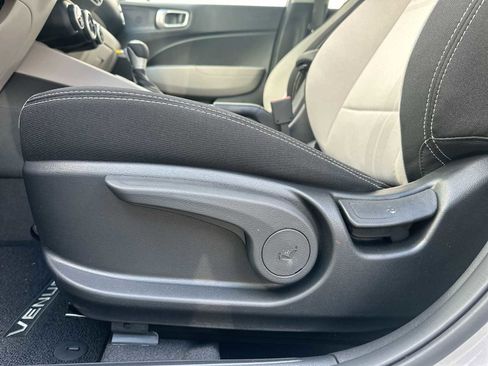 New 2026 Hyundai Venue SEL image 14