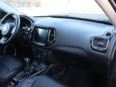 Used 2019 Jeep Compass Limited AWD/4WD image 33