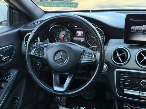Used 2019 Mercedes-Benz CLA 250 image 34