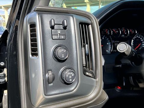 Used 2017 Chevrolet Silverado 2500 LTZ w/ Duramax Plus Package image 33