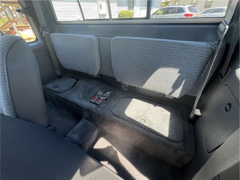 Used 1992 Toyota Pickup Deluxe image 14