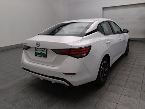 Used 2025 Nissan Sentra SV FWD image 9