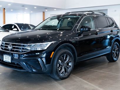 Used 2023 Volkswagen Tiguan SE