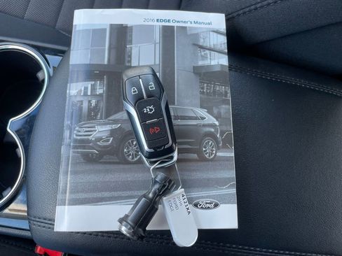 Used 2016 Ford Edge SE AWD/4WD image 41