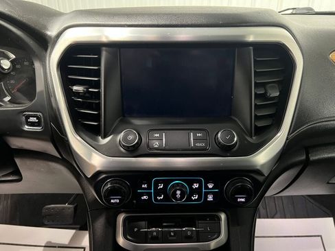Used 2020 GMC Acadia SLE w/ Driver Convenience Package image 9