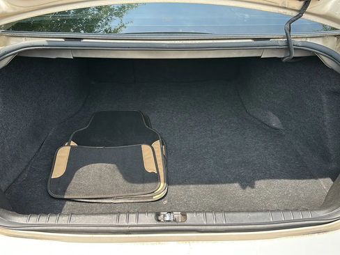 Used 2012 Chevrolet Impala LT FWD image 11