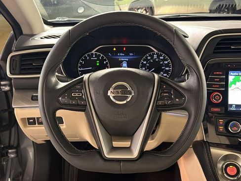 Used 2017 Nissan Maxima 3.5 SL image 16