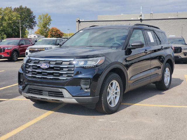 New 2027 Ford Explorer Active AWD/4WD image 2