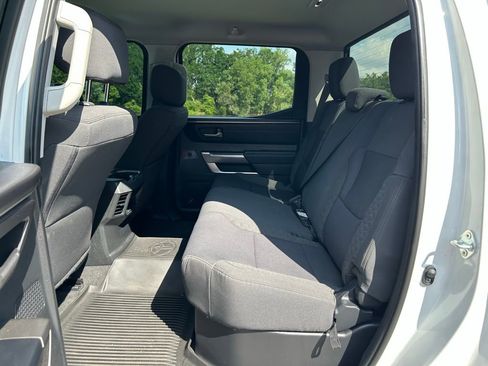 Used 2022 Toyota Tundra SR5 w/ SR5 Convenience Package AWD/4WD image 13
