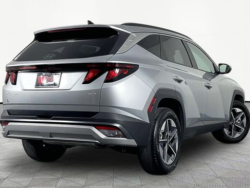 Certified 2025 Hyundai Tucson SEL AWD/4WD image 6