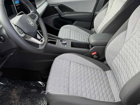 New 2026 Volkswagen Tiguan S FWD image 6