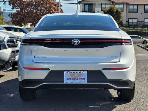 New 2026 Toyota Crown Limited image 6