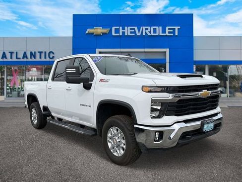 Certified 2026 Chevrolet Silverado 2500 LT image 2