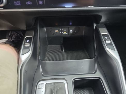 Certified 2024 Kia Sorento S AWD/4WD image 21