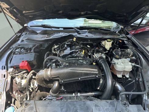 Used 2024 Ford Mustang Coupe RWD image 17