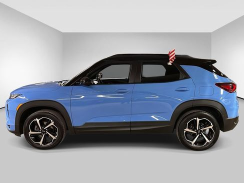 Used 2023 Chevrolet TrailBlazer RS w/ Convenience Package image 2