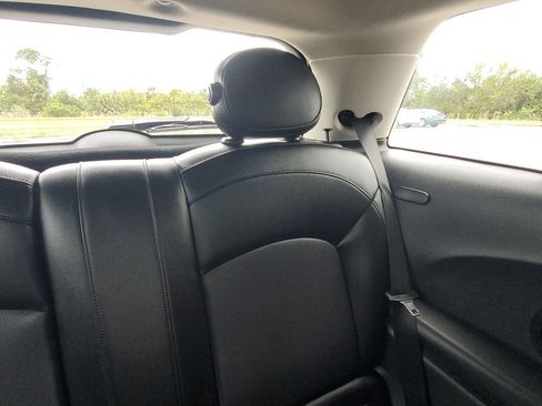 Used 2019 MINI Cooper S image 14