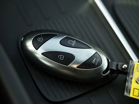 Certified 2025 Hyundai Santa Fe XRT image 40