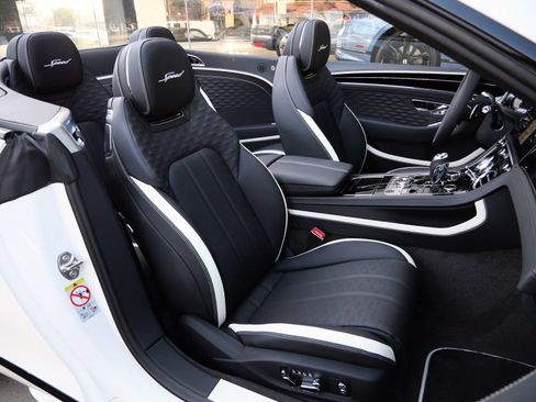 Used 2025 Bentley Continental GT Speed AWD/4WD image 24