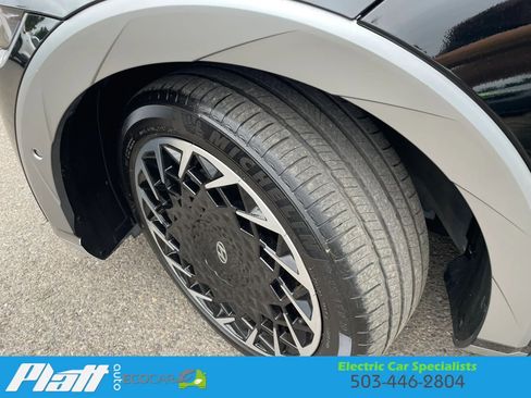Used 2023 Hyundai Ioniq 5 Limited AWD/4WD image 21