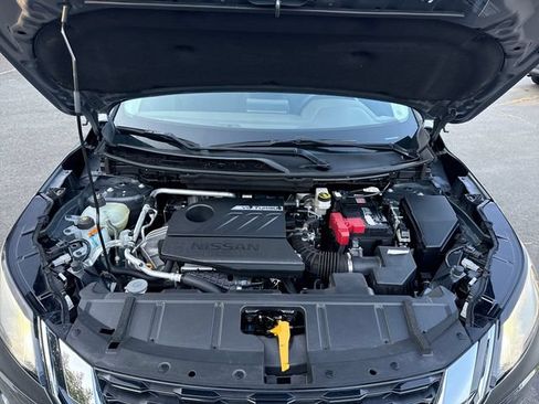 Used 2023 Nissan Rogue S AWD/4WD image 27