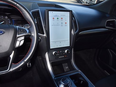 Certified 2022 Ford Edge ST-Line image 26