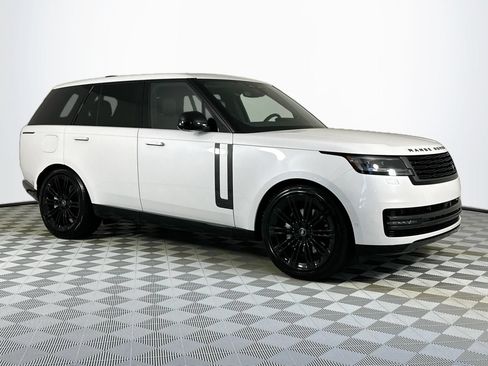 Certified 2024 Land Rover Range Rover SE AWD/4WD image 3