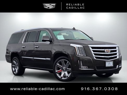 Used 2020 Cadillac Escalade ESV Premium Luxury image 1