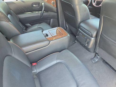Used 2019 Nissan Armada Platinum w/ Captain's Chairs Package AWD/4WD image 11