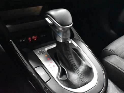 Used 2019 Kia Forte S image 18