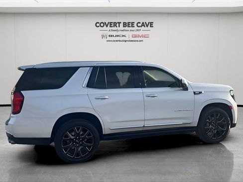 Used 2023 GMC Yukon Denali image 9