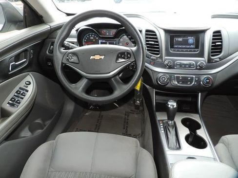 Used 2017 Chevrolet Impala LS FWD image 19